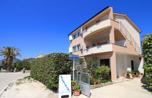 Rogoznica Apartment | Indulge in a Two-Bedroom Apartment with Sea View