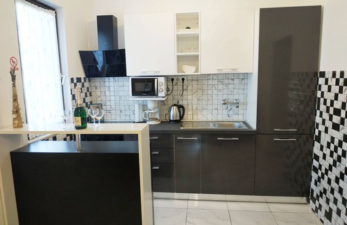 Razanj Apartment | Ideal Two Bedroom Apartment with Ocean View in Ražanj