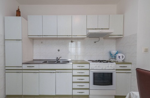 Slatine Apartment | Sea View Apartment with Terrace in Slatine, Čiovo