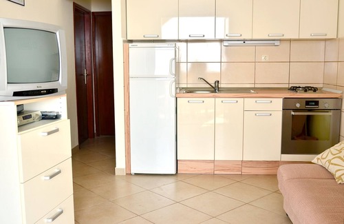 Pisak Apartment | Exceptional Two Bedroom Apartment Steps from Pisak Beach