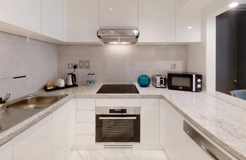 Al Mankhool Apartment | Well-Equipped Two Bedroom Apartment Near Sharaf Dg Metro