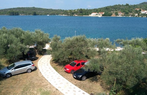 Luka Apartment | Beautiful Two-Bedroom Apartment Steps from Dugi Otok Beach