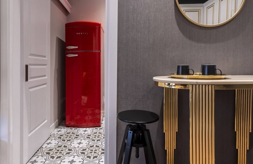 Pera Apartment | Guest Rated 10/10: Two Bedroom Apartment with Breakfast