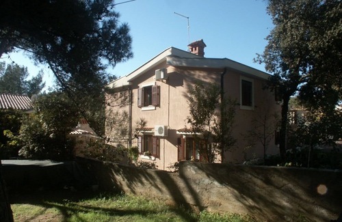 Artatore Apartment | Family-Friendly Two Bedroom Terrace Apartment in Artatore