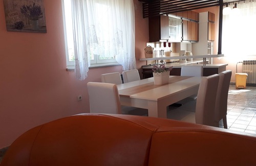 Valbandon Apartment | Exceptional Two-Bedroom Apartment with Terrace in Valbandon