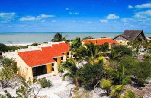 Celestun Villa | Beachfront Two-Bedroom Villa Celestun with Private Pool