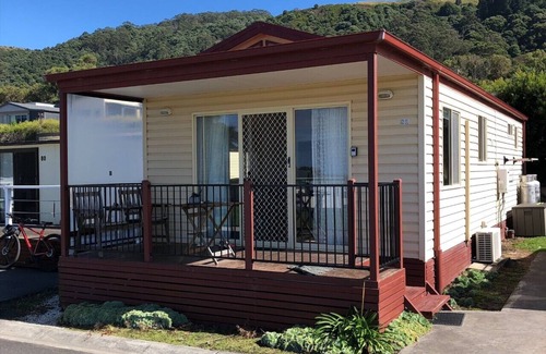 Apollo Bay Cabin | Exceptional Two Bedroom Cabin in Apollo Bay's Holiday Park