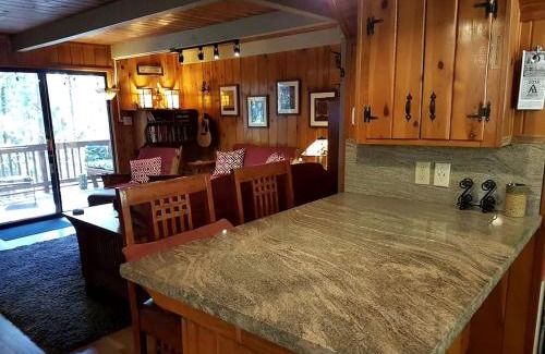 Idyllwild House | Two-Bedroom Camping Cabin and Private Gazebo in Idyllwild-Pine Cove, California