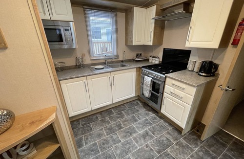 Jedburgh House | Family-Friendly Two Bedroom Caravan at Lilliarsedge