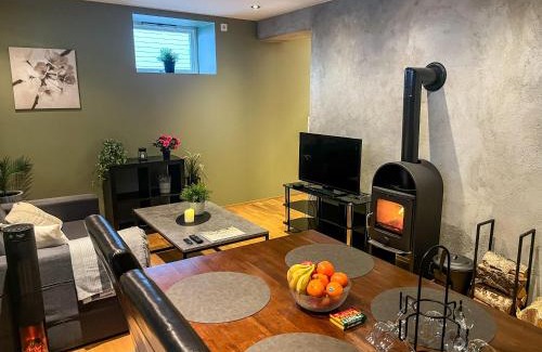 Alesund Apartment | Two-Bedroom City Apartment with Fire Place, Free Parking and Fjordview Terrace - Calm and Central
