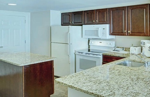 Old Town West Apartment | Two Bedroom Condo at Club Wyndham Old Town Alexandria