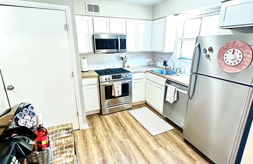 Summit Station Condo | Pet-Friendly Two Bedroom Condo Near Pool and Family Fun