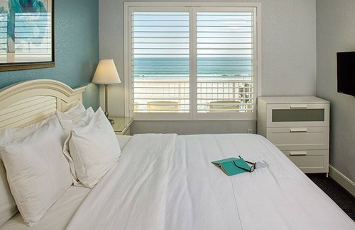 Ormond Beach Resort | Exceptional Two Bedroom Condo with Oceanfront Views