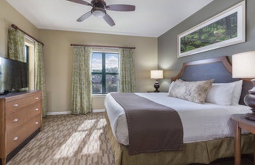 Sevierville Resort | Deluxe Two Bedroom Condo with Pool in Smoky Mountains