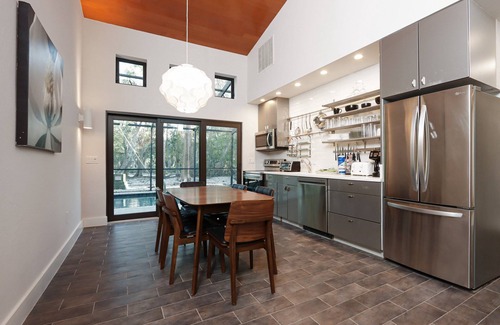 Captiva Condo | Cozy Two Bedroom Duplex Steps from the Gulf of Mexico
