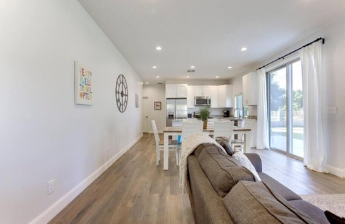 Gilbert House | Top-Rated Two Bedroom Guest House in Gilbert