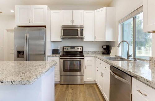 Gilbert House | Top-Rated Two Bedroom Guest House in Gilbert