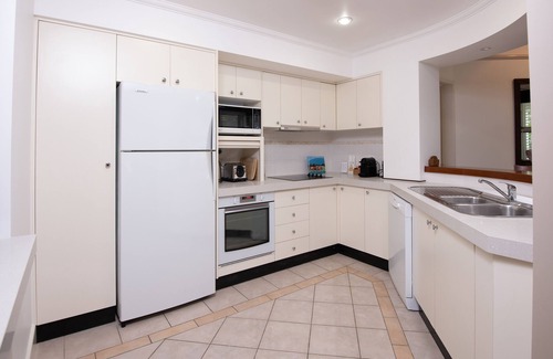 Clifton Beach Apartment | Two Bedroom Suite with Beachfront Views and Private Pool
