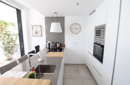 Mar de Cristal Apartment | Two Bedroom Modern Apartment Close to the Beach in Mar de Cristal