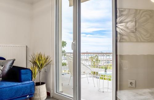 Glyfada Apartment | Exceptional Two Bedroom Sea View Apartment at Glyfada Beach