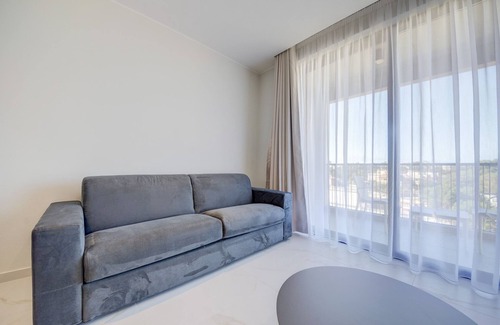St. Andrew's Apartment | Spacious Two Bedroom Suite with Kitchen & Accessibility