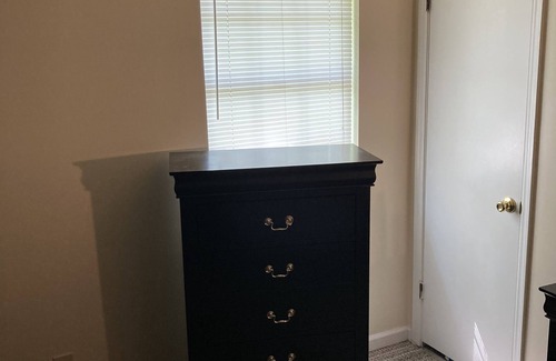 Gainesville Apartment | Family-Friendly Two Bedroom Suite with Dedicated Office Space