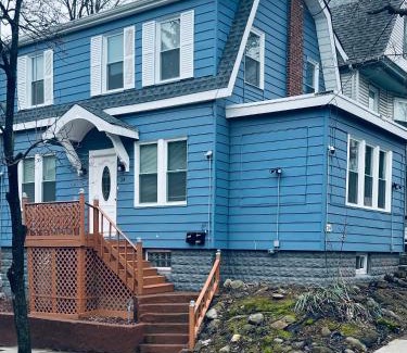 Irvington House | Comfortable Retreat with Hot Tub in Private Home