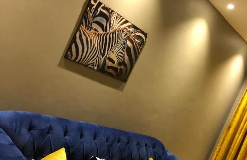 Al Haram Apartment | Family-Friendly Two-Bedroom Hotel Apartment with Hot Tub