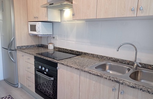 Xeraco Beach Apartment | Comfortable Ground Floor Retreat with Pool and Tennis Court