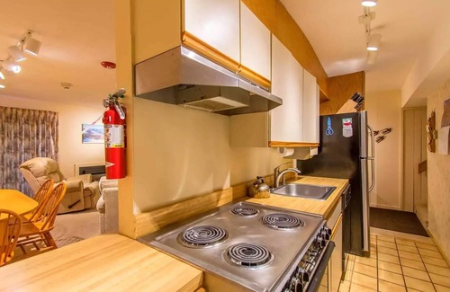 Bartlett Resort | Family-Friendly Two-Bedroom Retreat at Attitash Mountain