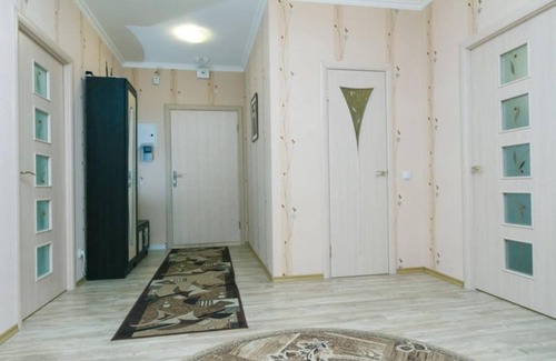 Darnyckyj Apartment | Family-Friendly Two-Bedroom Escape at Mishugi on Poznyaky
