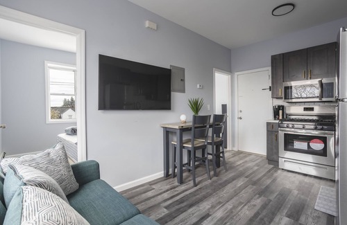 Garfield Apartment | Family-Friendly 2 BR Apartment in Convenient Lodi, NJ
