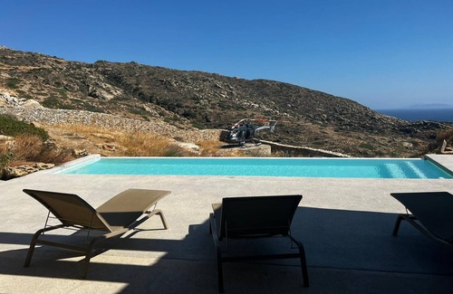 Milopotas Villa | Peaceful Two Bedroom Mylo Villa Near Mylopotas Beach