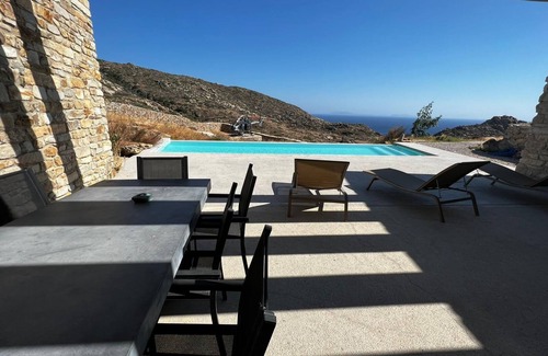 Milopotas Villa | Peaceful Two Bedroom Mylo Villa Near Mylopotas Beach