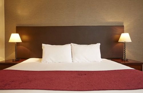 Chipperfield Hotel | Welcoming Two Brewers by Greene King Inns with Restaurant & Breakfast