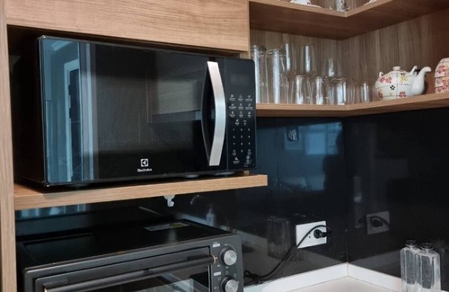 Mueang Samut Prakan District Apartment | Convenient Two-Bedroom Retreat Near BTS Green & Yellow Line