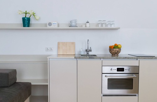 Leopoldstadt Apartment | Chic Viennese City Apartments with Ocean Views and Breakfast