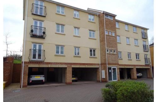 Pontprennau Apartment | Two Double Bed Apartment in Pontprennau Cardiff
