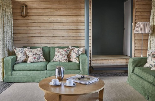 North Barsham House | Comfortable Family Rooms with Spa and Dining Options