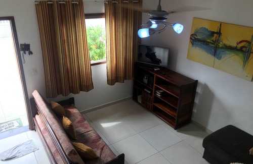 Cibratel II House | Comfortable Stays with Air Conditioning and Pet-Friendly Amenities