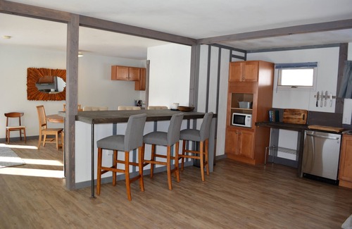 Cooperstown - Otsego Lake House | Discover Two Homes at a Large Lake Property with Pool