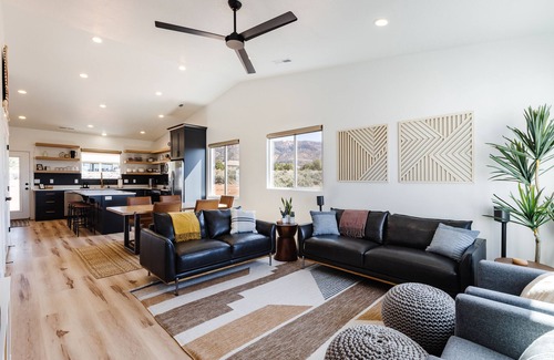 Apple Valley House | Unforgettable Stay at Two Junipers in Southern Utah