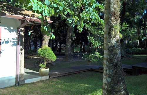Toque Toque House | Ideal Retreat: Private Beach Access in North Coast Paradise