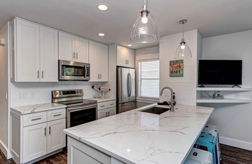 Holmes Beach House | Steps from the Beach: Private Heated Pool & Ocean Views
