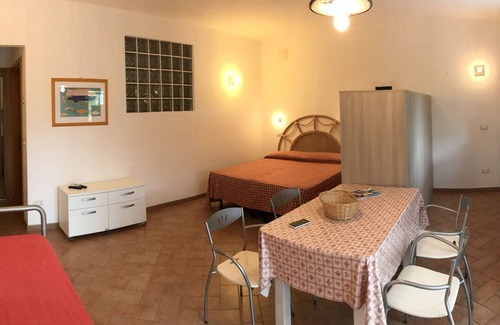 Lido di Capoliveri Apartment | Two-Room Apartment 150m from the Sea with Pool & Ocean View