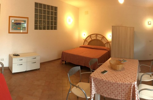 Lido di Capoliveri Apartment | Two-Room Apartment 150m from the Sea with Pool & Ocean View
