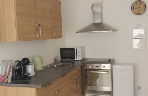 Thonon-les-Bains Apartment | Spacious Two-Room Apartment with Ocean View in Thonon les Bains