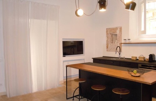 Eastern Sicily Apartment | Two-room apartment in historic center of (ortigia) air-conditioned - wifi