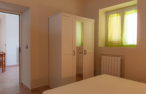Modica Apartment | Cozy Two-Room Apartment with Pool and Ocean Views