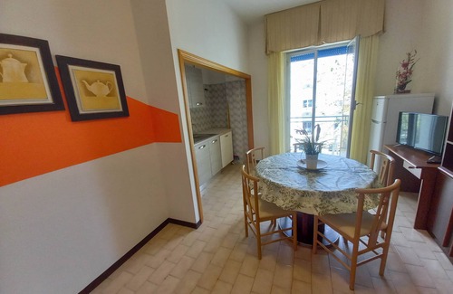 Igea Marina Apartment | Family-Friendly Petlyapartments: Steps from the Beach